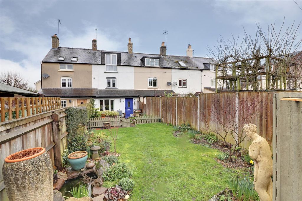 Property photo 1 of 21