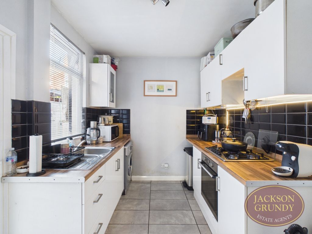 Property photo 2 of 10 Althorp Road