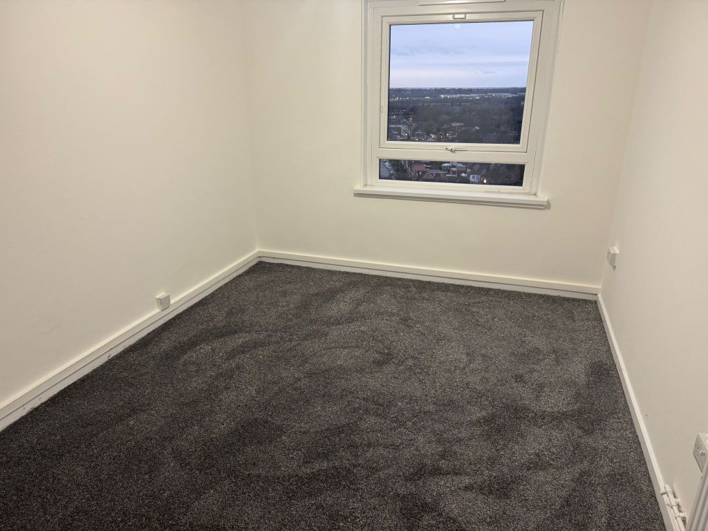 Property photo 3 of 9 Bedroom 1