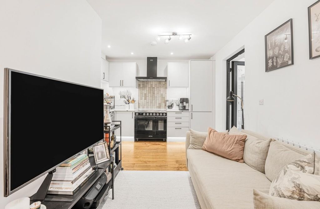 Property photo 2 of 9 4.Jpg