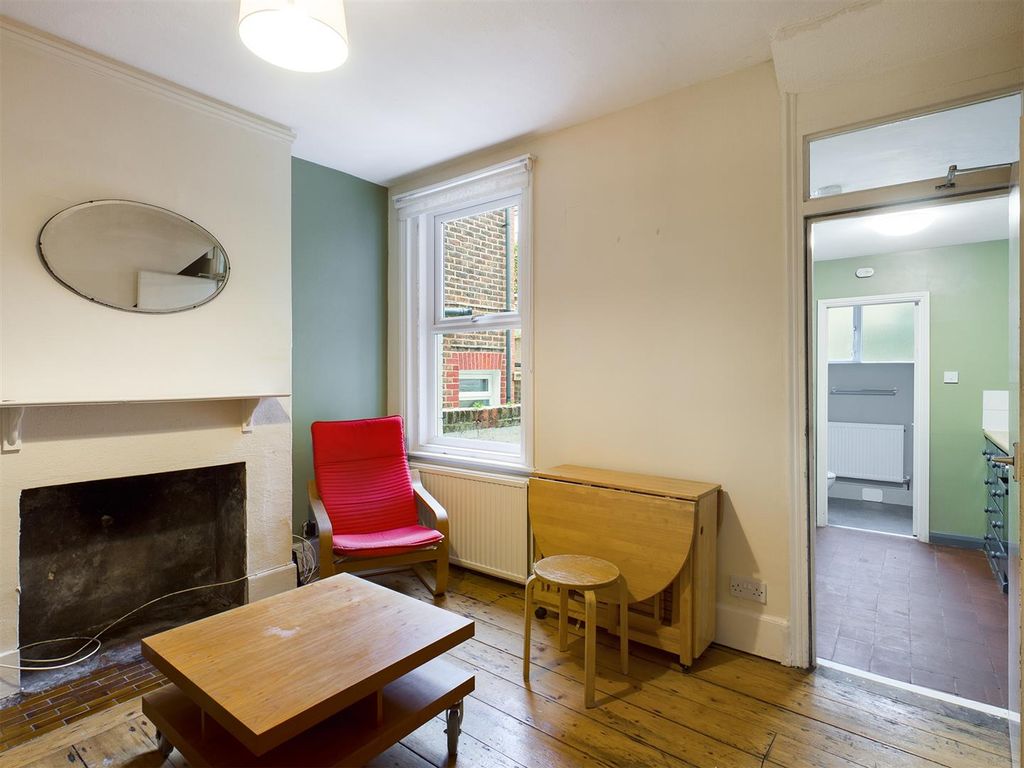 Property photo 2 of 9 Cam00771P1-Pr0132-Still03.Jpg