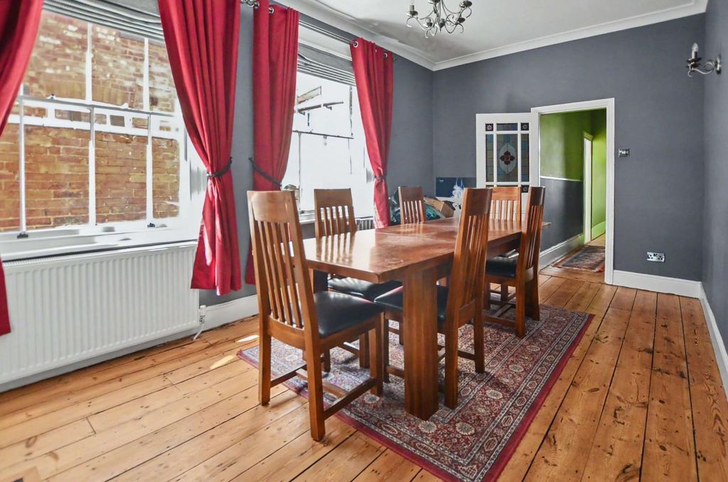 Property photo 2 of 20 Dining Room