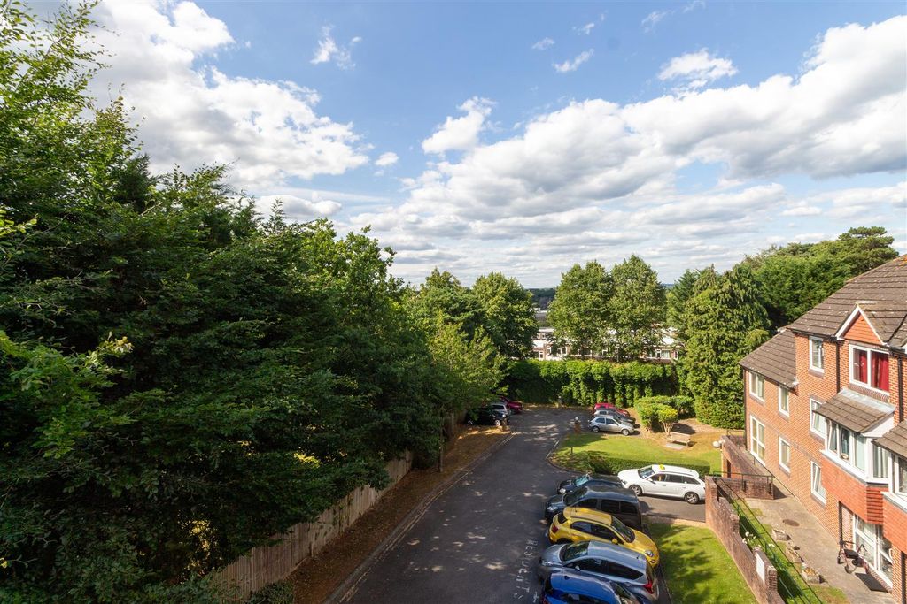 Property photo 3 of 8 Heath Court 44 - View