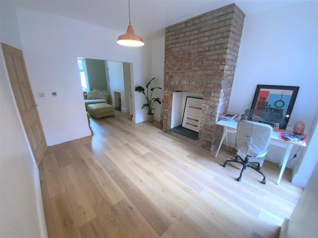 Property photo 3 of 14 2619F0Bc-5538-4Fc5-849B-43163Cf77683.Jpeg