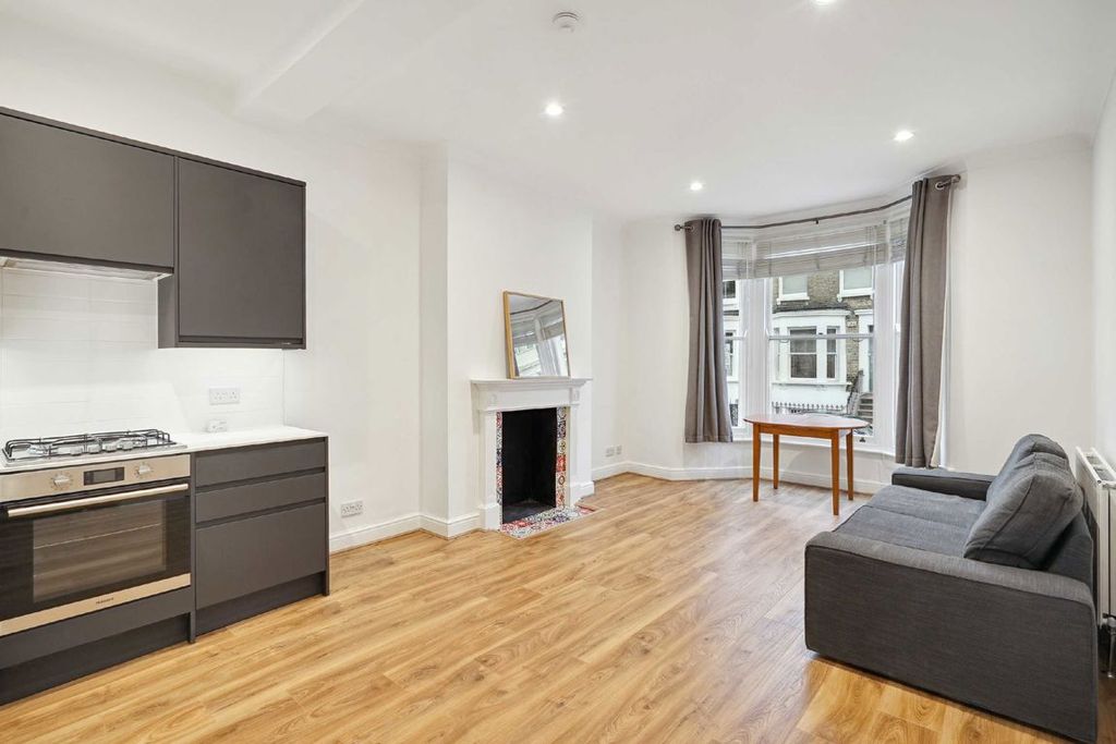 Property photo 2 of 5