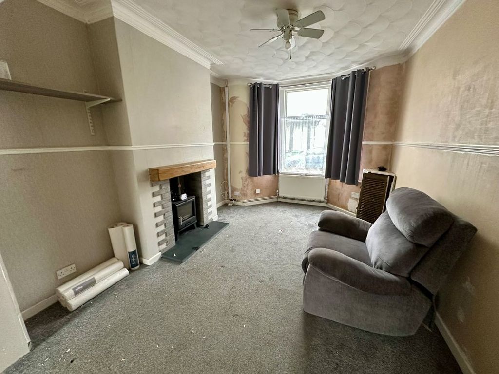 Property photo 2 of 10 Image 2