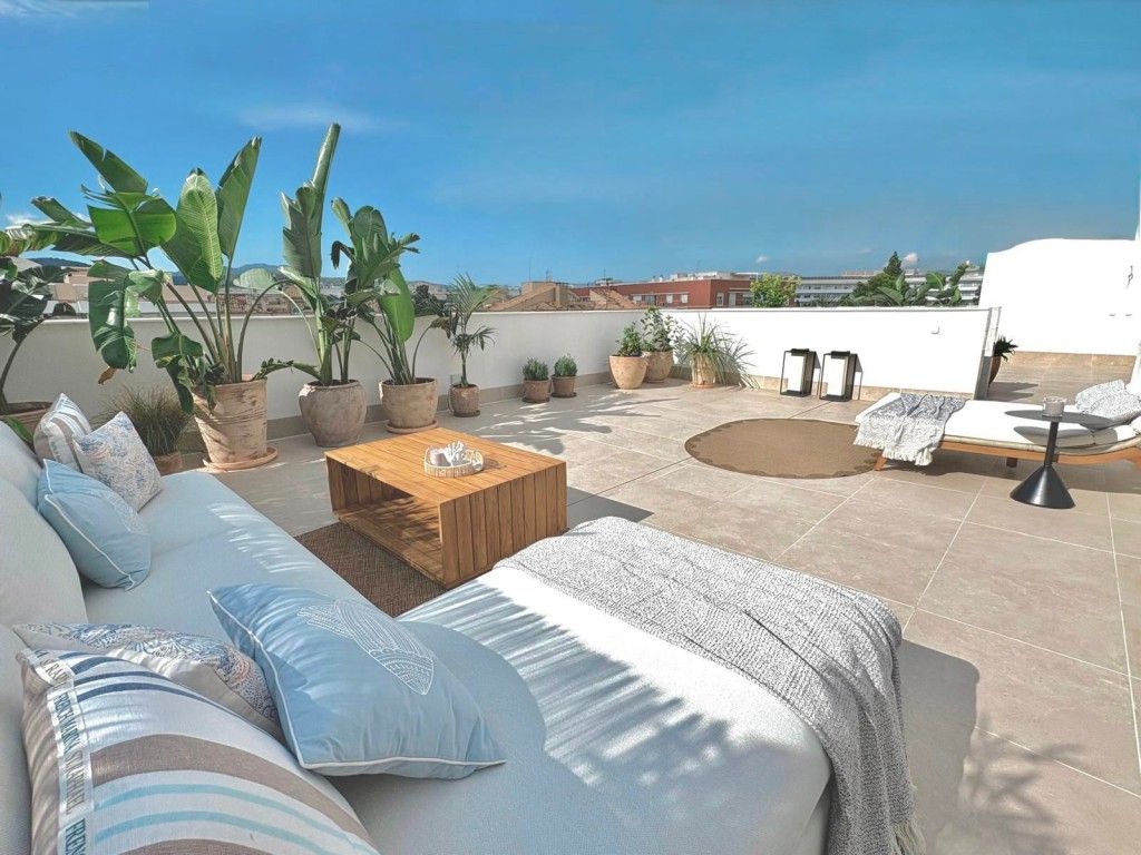 Property photo 1 of 12 Roof Terrace (1)