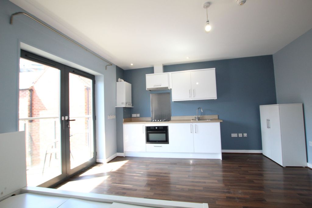 Property photo 2 of 13