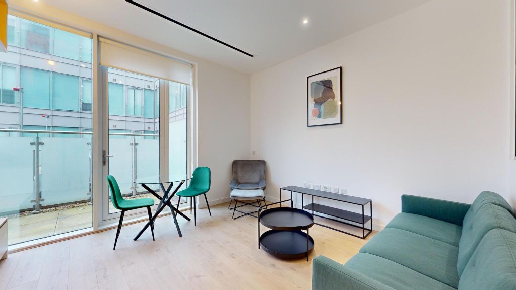 Property photo 1 of 15 Living Room