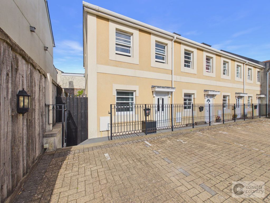 Property photo 1 of 26