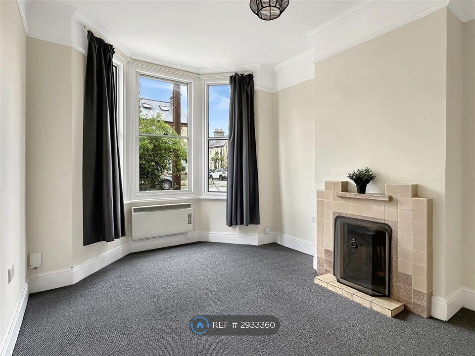 Property photo 2 of 9