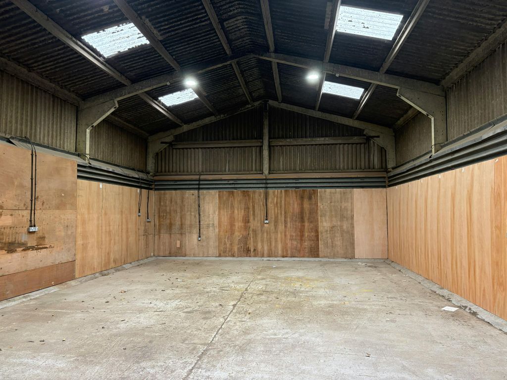 Property photo 2 of 3 1500 Trinity Store Internal.Jpg