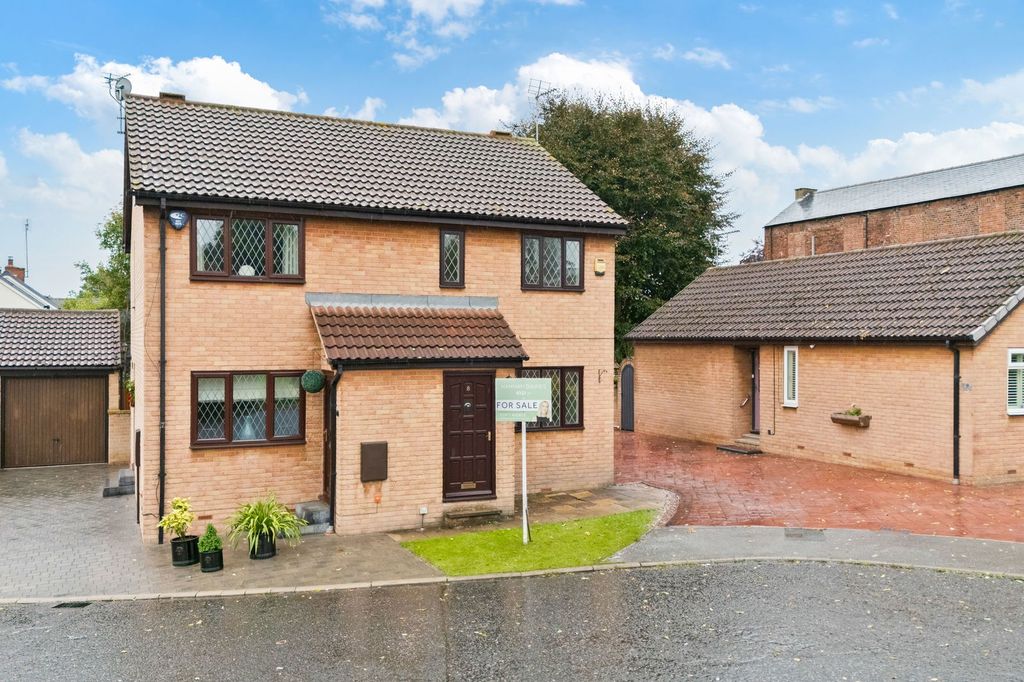 Property photo 1 of 20