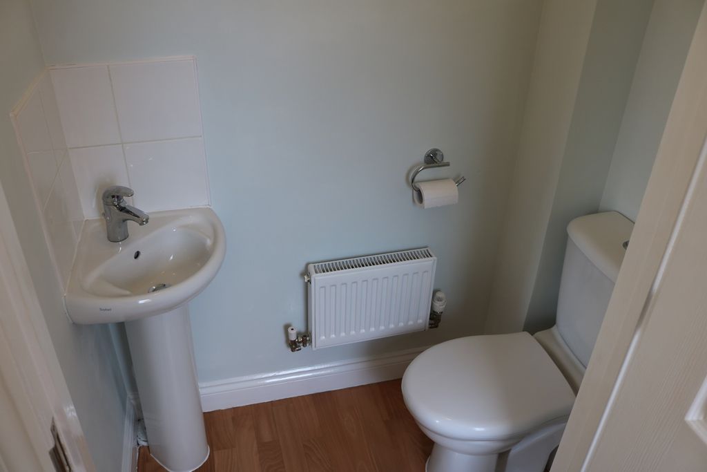 Property photo 2 of 17