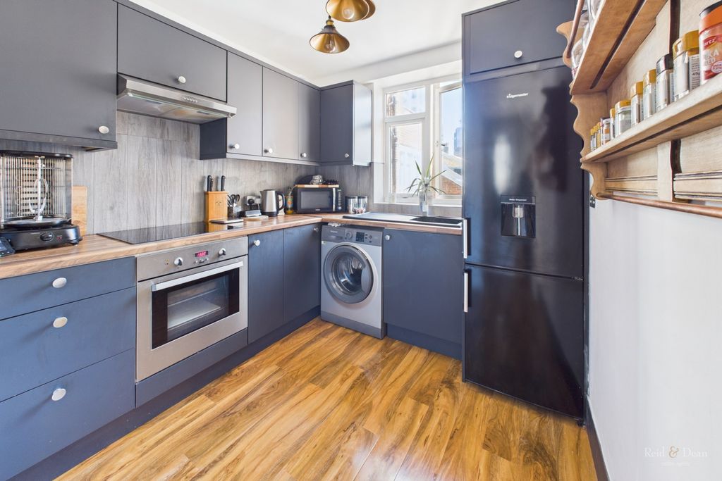 Property photo 2 of 12 1331-Hr-2.Jpg