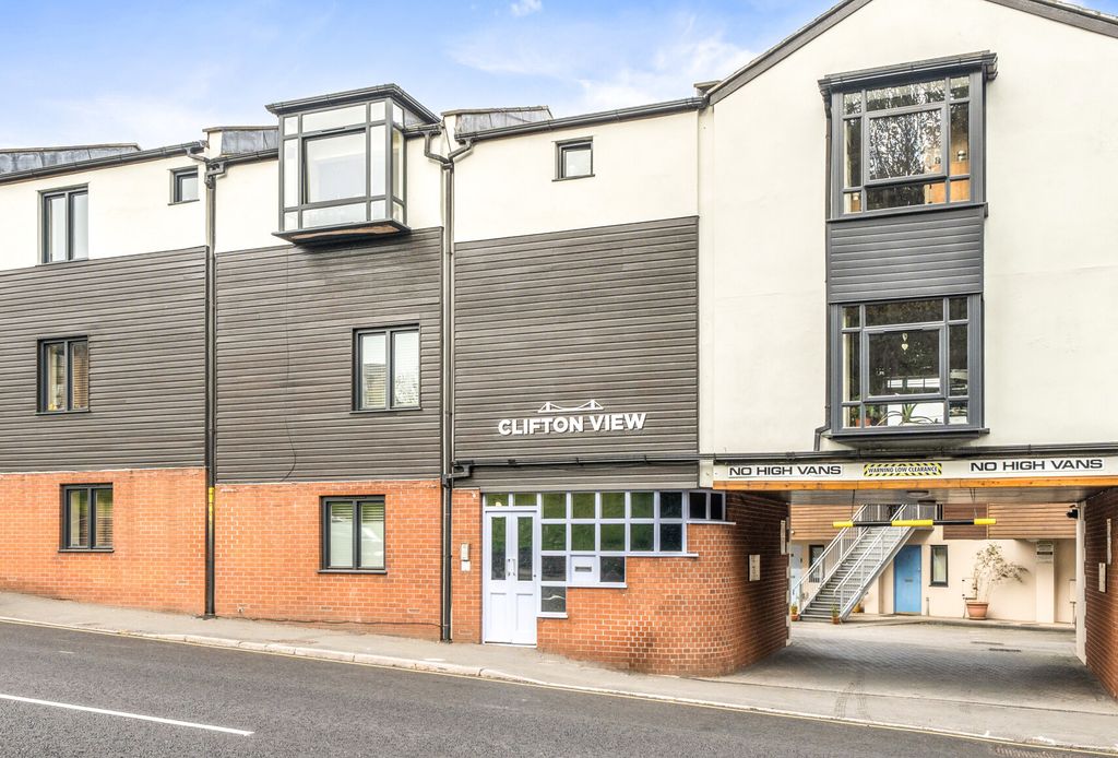 Property photo 1 of 10 1-69d9Df0391E1B-1...