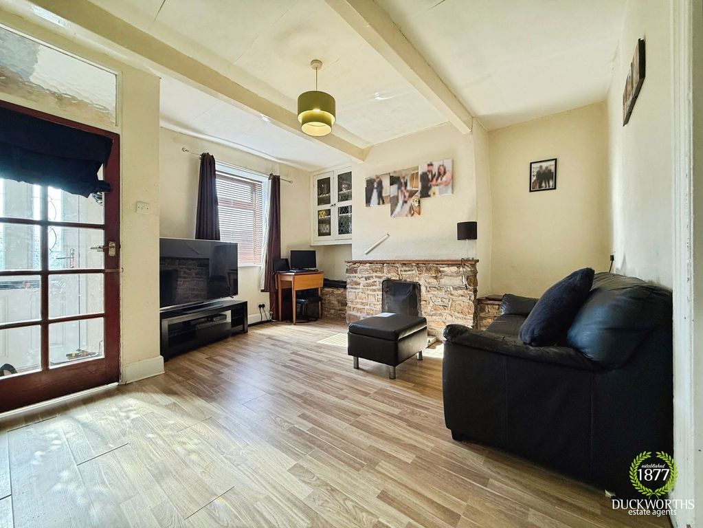 Property photo 2 of 12