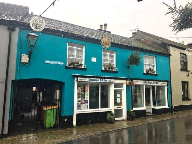 Property photo 1 of 9