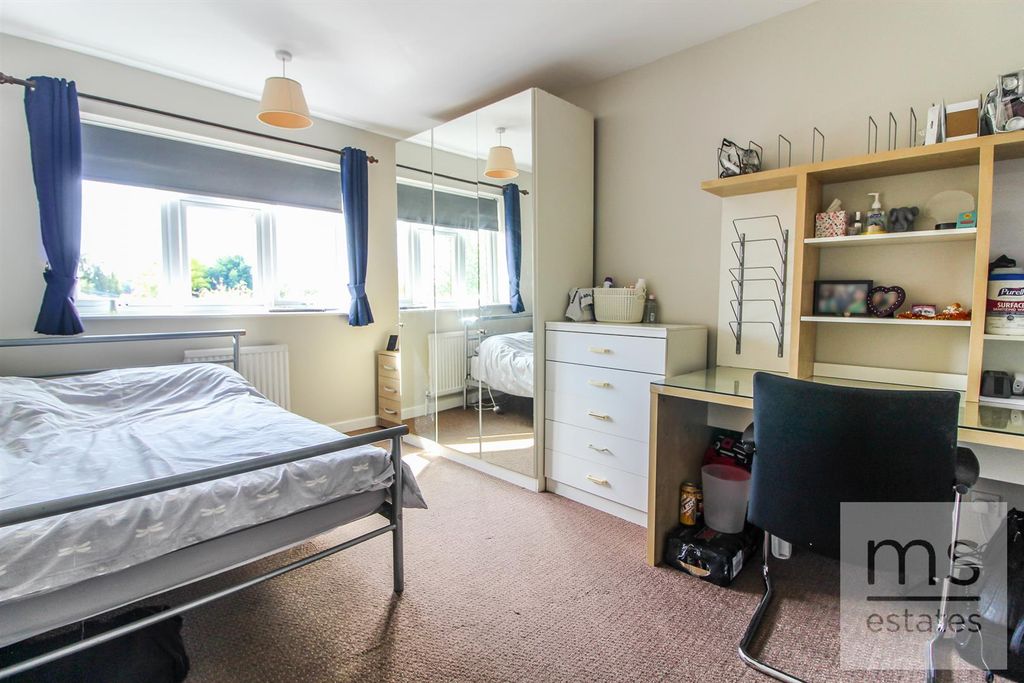 Property photo 2 of 6 Img_8565.Jpg