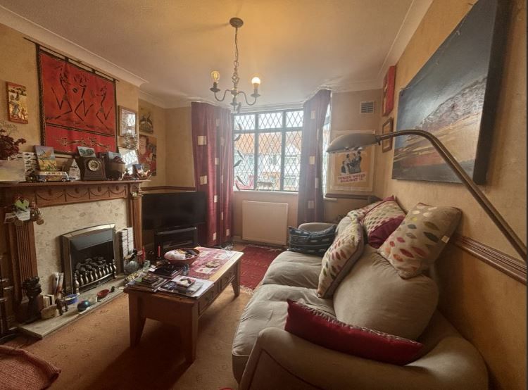 Property photo 2 of 10