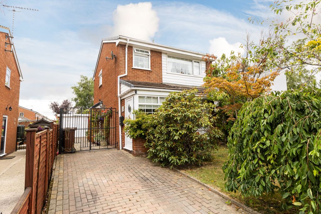 Property photo 1 of 18 1
