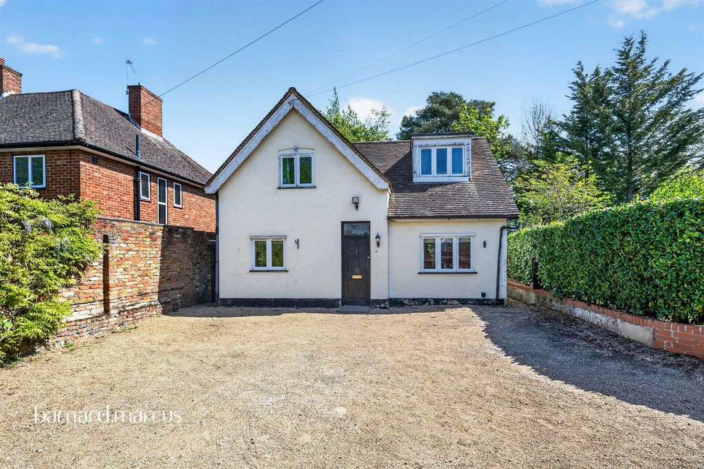 Property photo 1 of 10