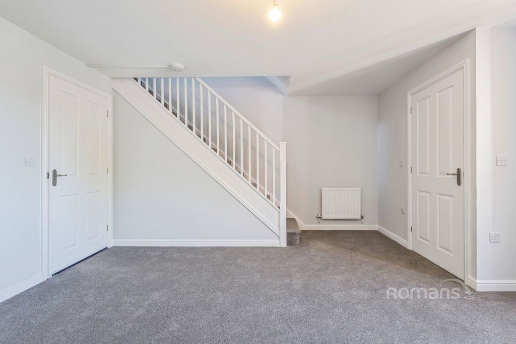 Property photo 3 of 11 Pbox-Img.Jpg