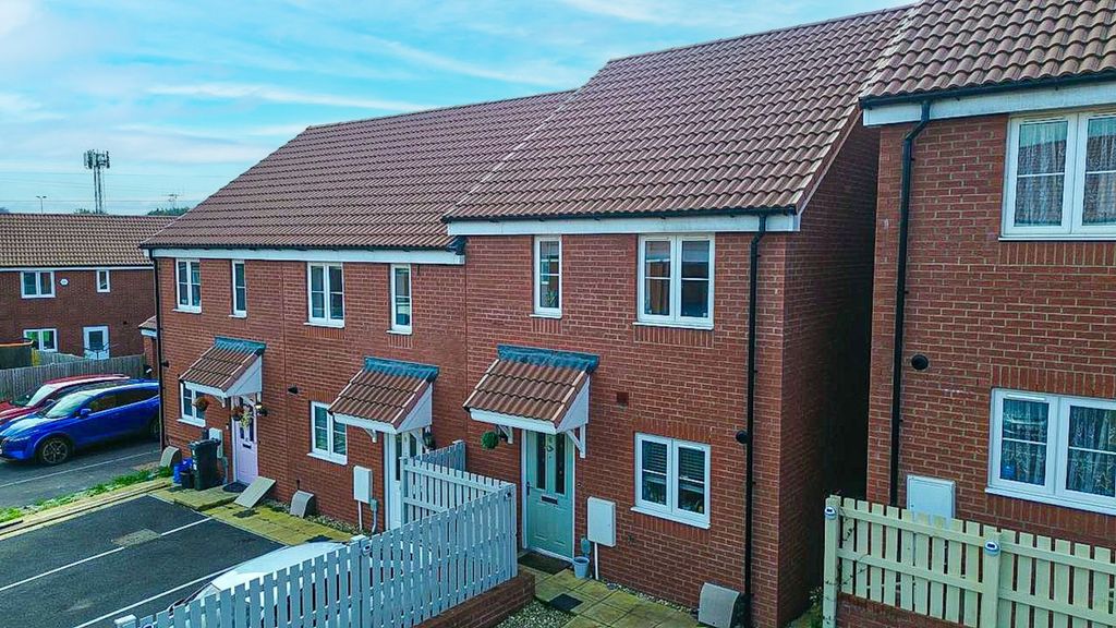 Property photo 2 of 17 4657822