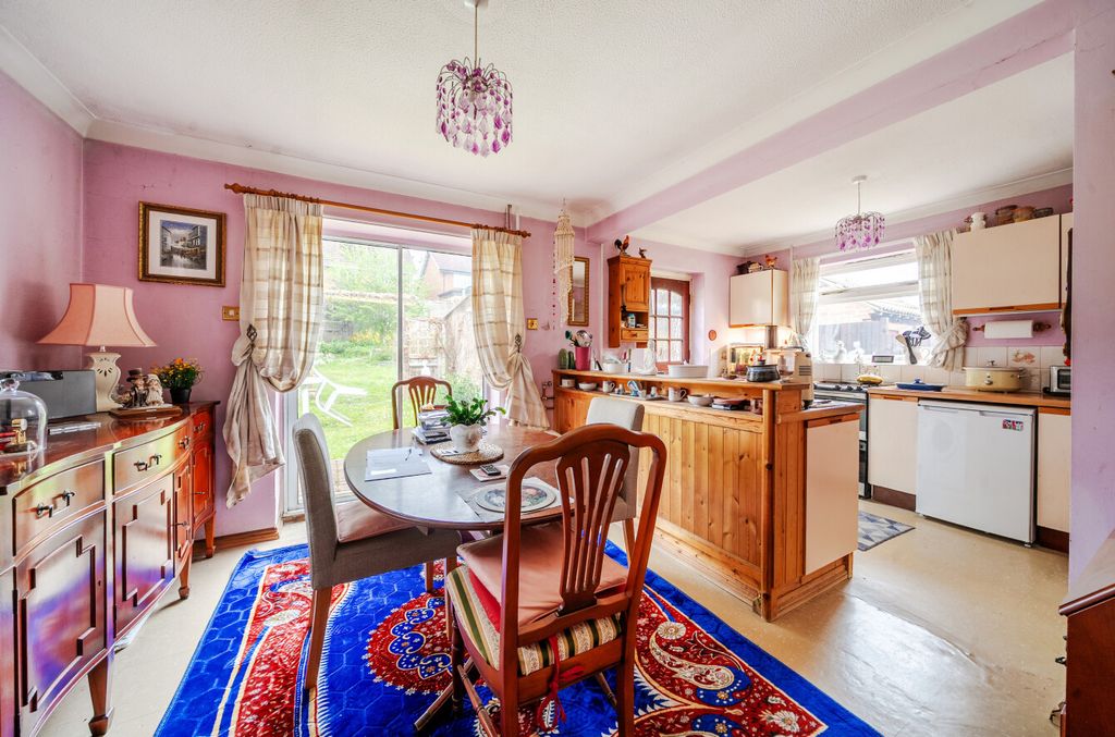 Property photo 3 of 12 1440362-11-69De90...