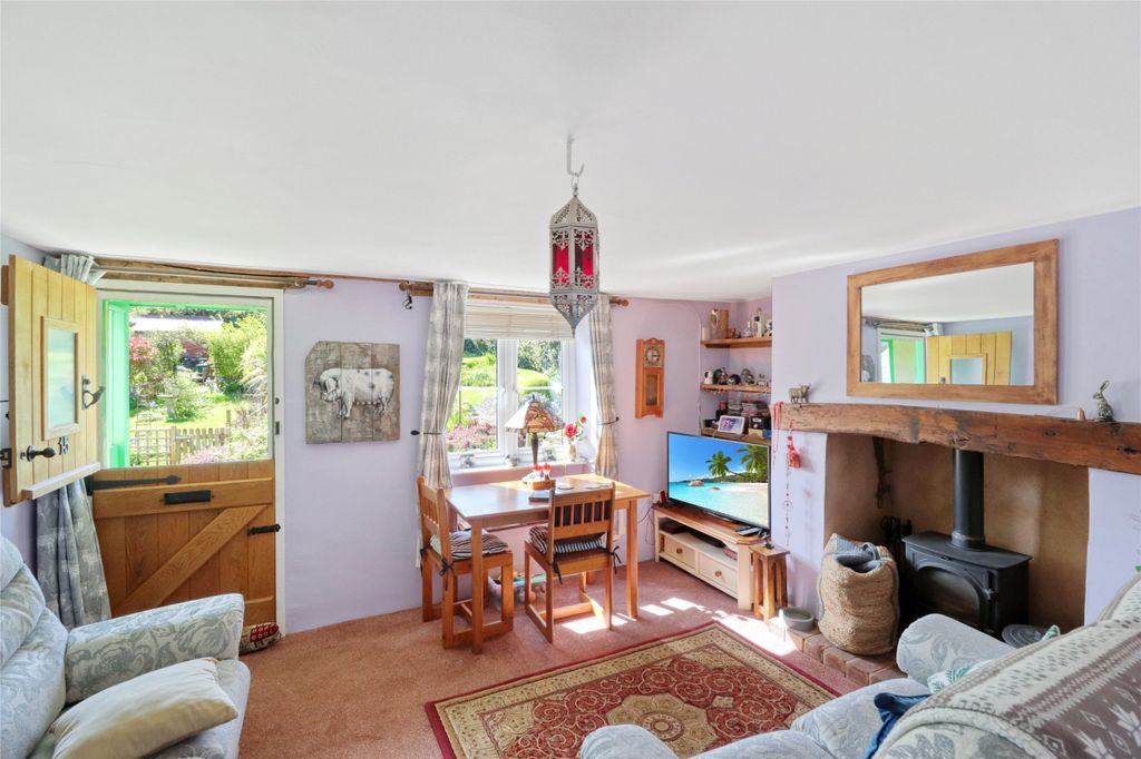 Property photo 3 of 11 Picture No. 05