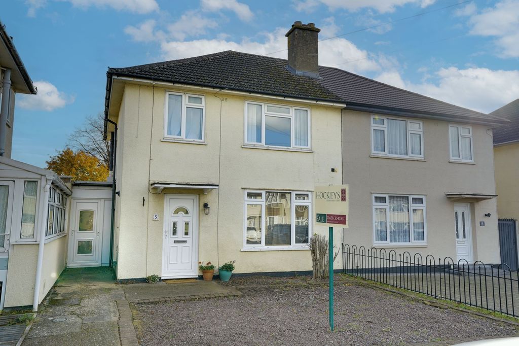 Property photo 1 of 16