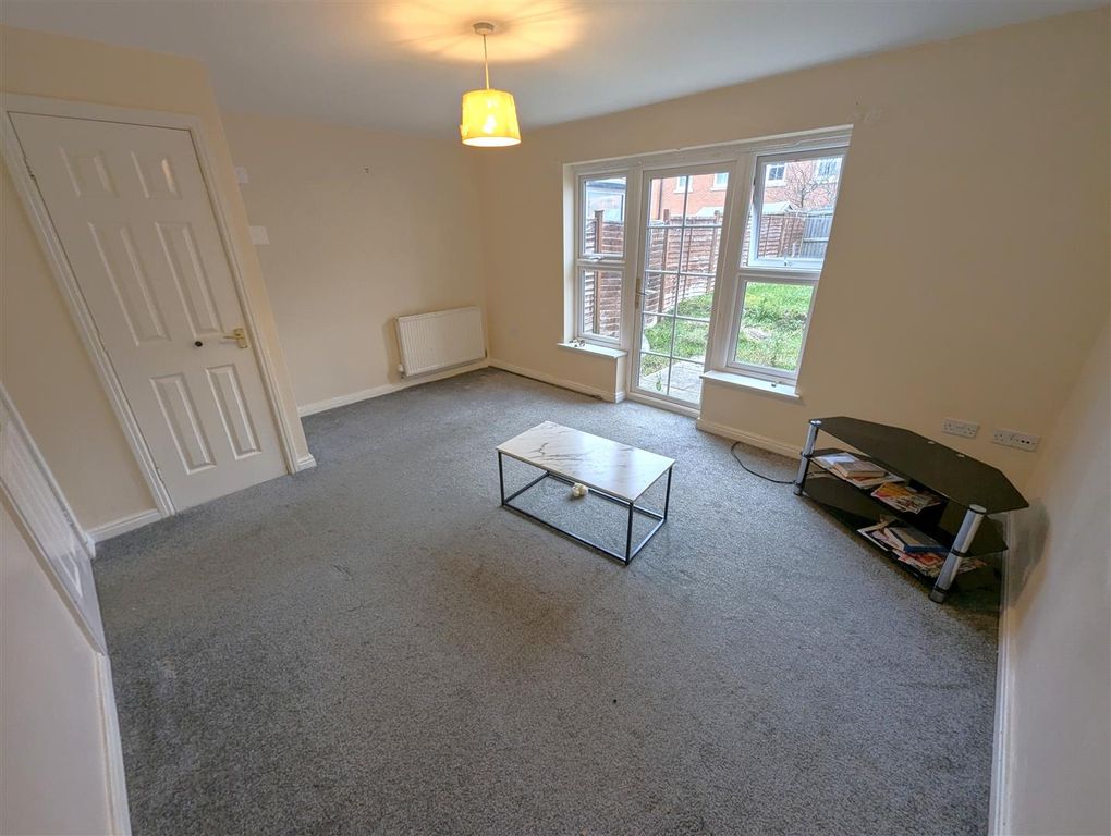 Property photo 2 of 15 Pxl_20241211_104020451.Raw-01.Cover.Jpg
