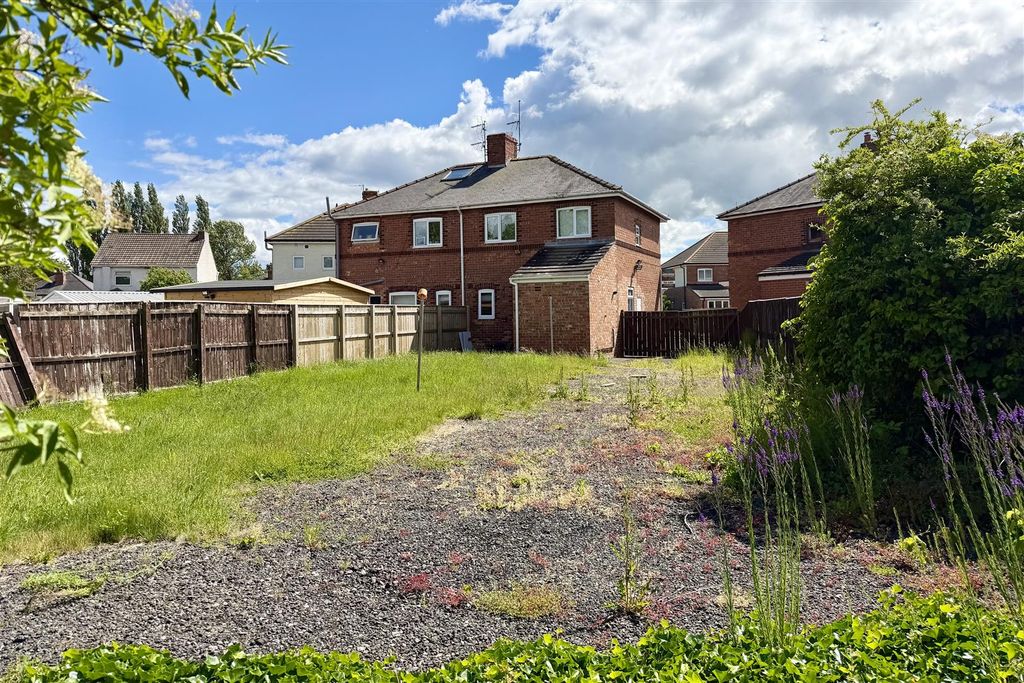 Property photo 1 of 25