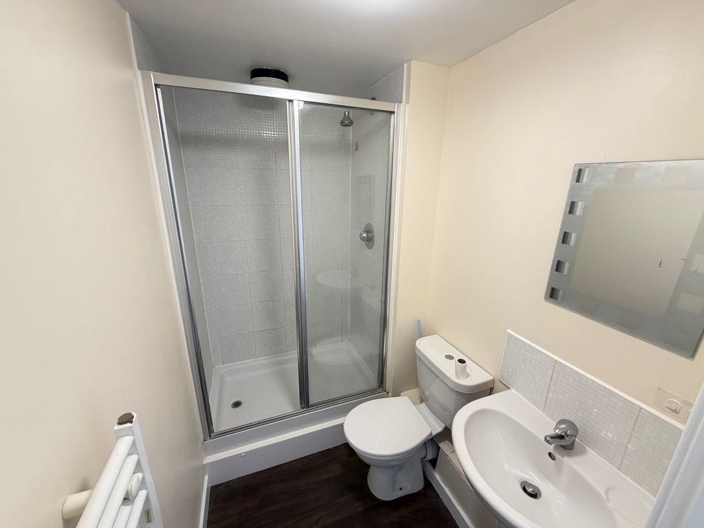 Property photo 3 of 3
