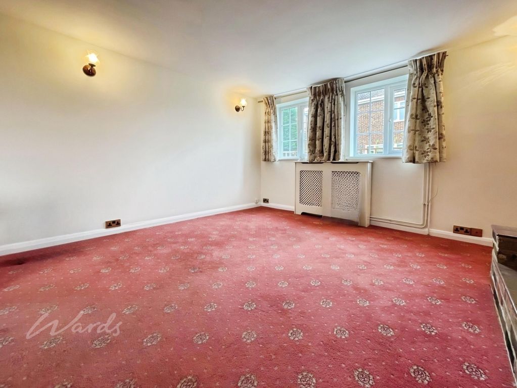 Property photo 3 of 13 Bed 3