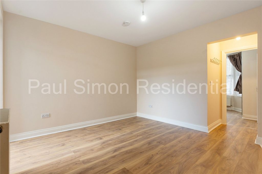 Property photo 3 of 12 Picture No. 08