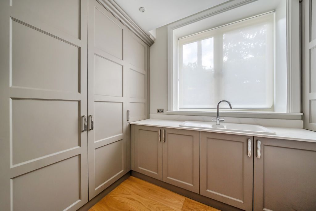 Property photo 3 of 71 1455378-11-69Fe0E...