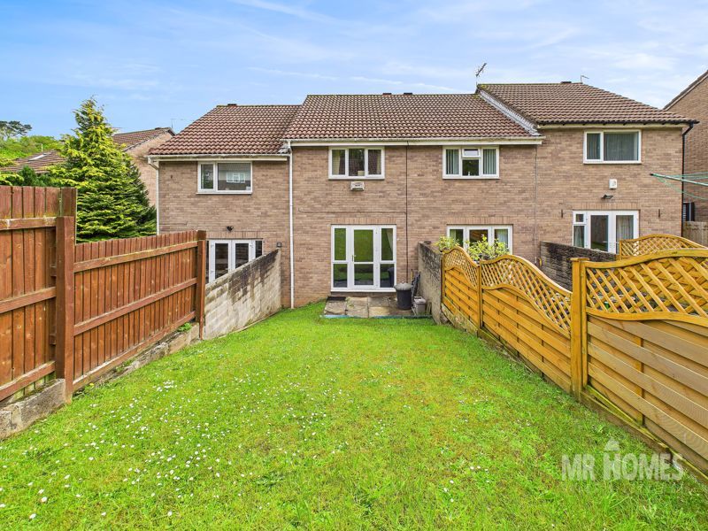 Property photo 3 of 16 Photo 9