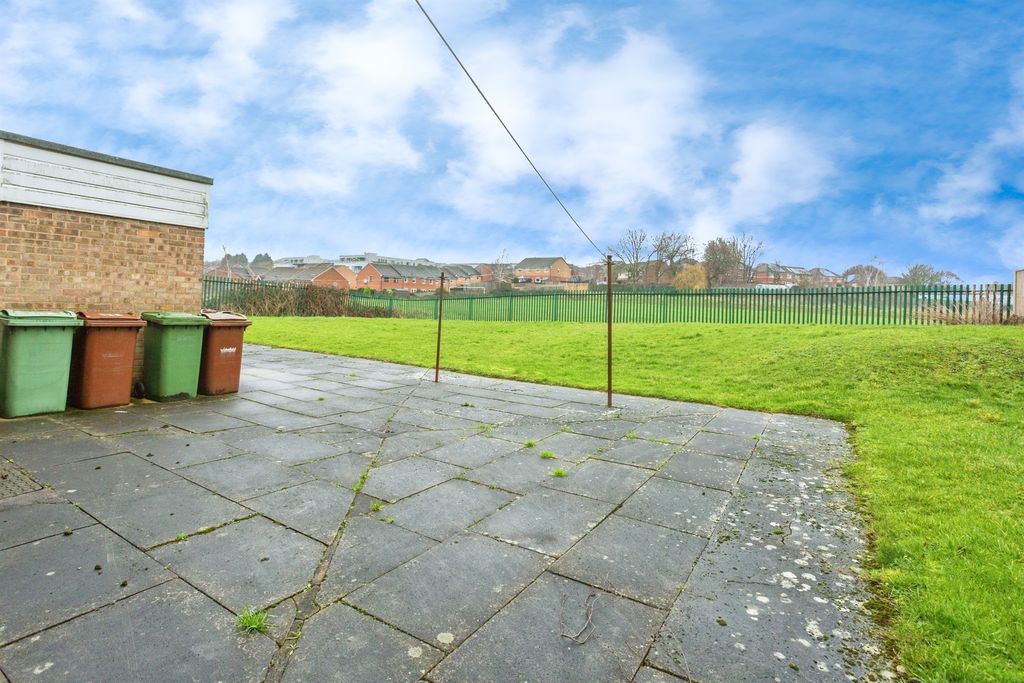 Property photo 3 of 14