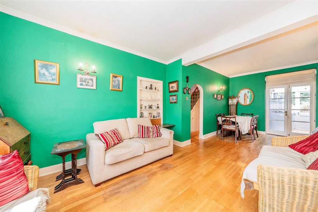 Property photo 2 of 5
