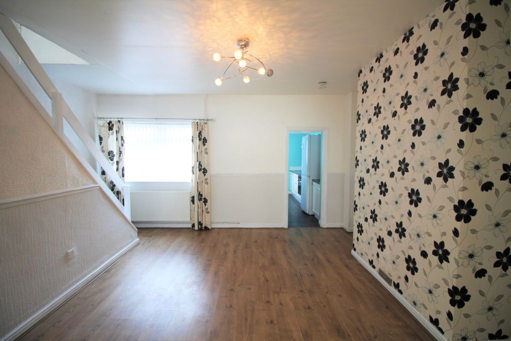 Property photo 2 of 12 Dining Room