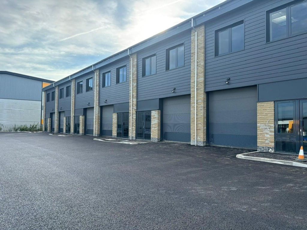 Property photo 2 of 7 4.Jpg