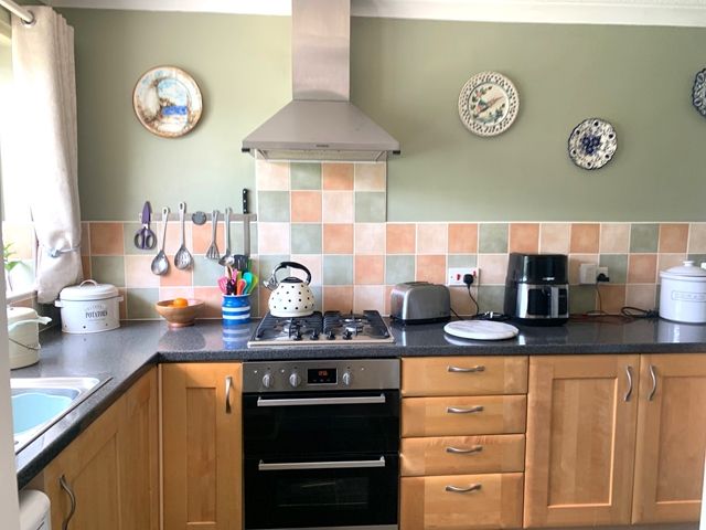 Property photo 3 of 9