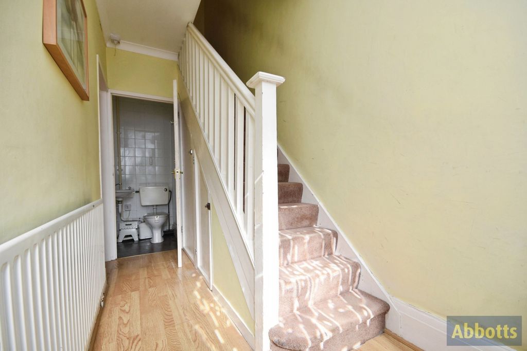 Property photo 3 of 23 Pbox-Img.Jpg