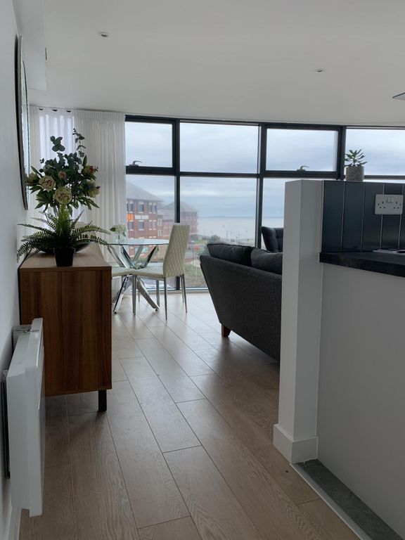 Property photo 3 of 11 Photo 2