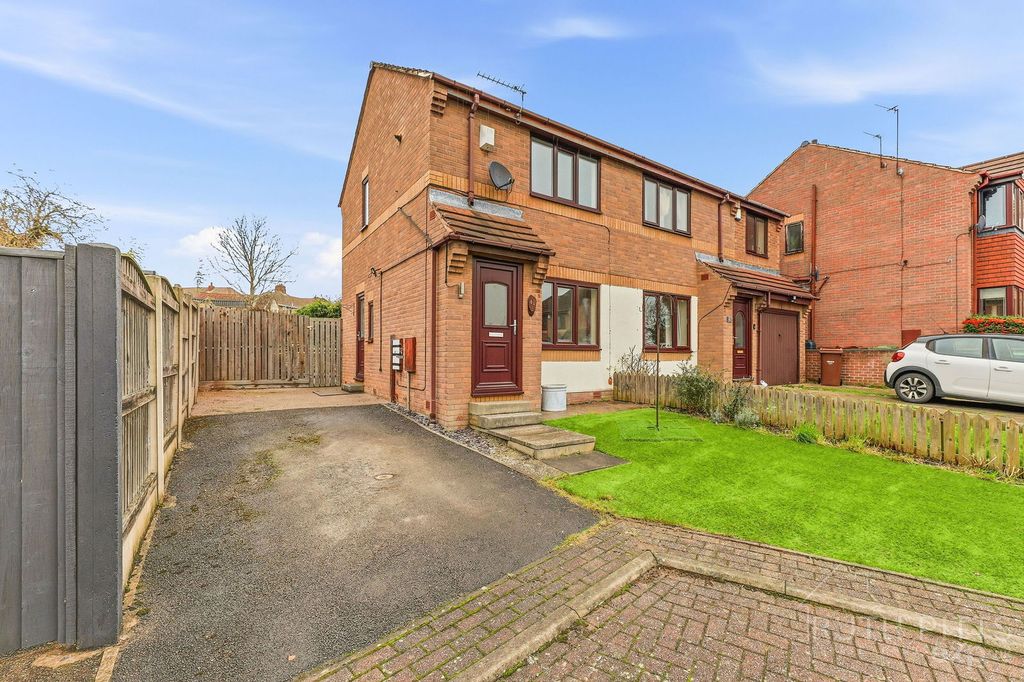 Property photo 2 of 24