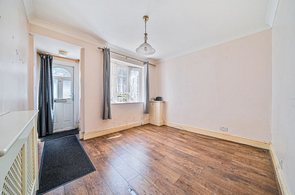 Property photo 2 of 21 1483882-3-6A424d8...
