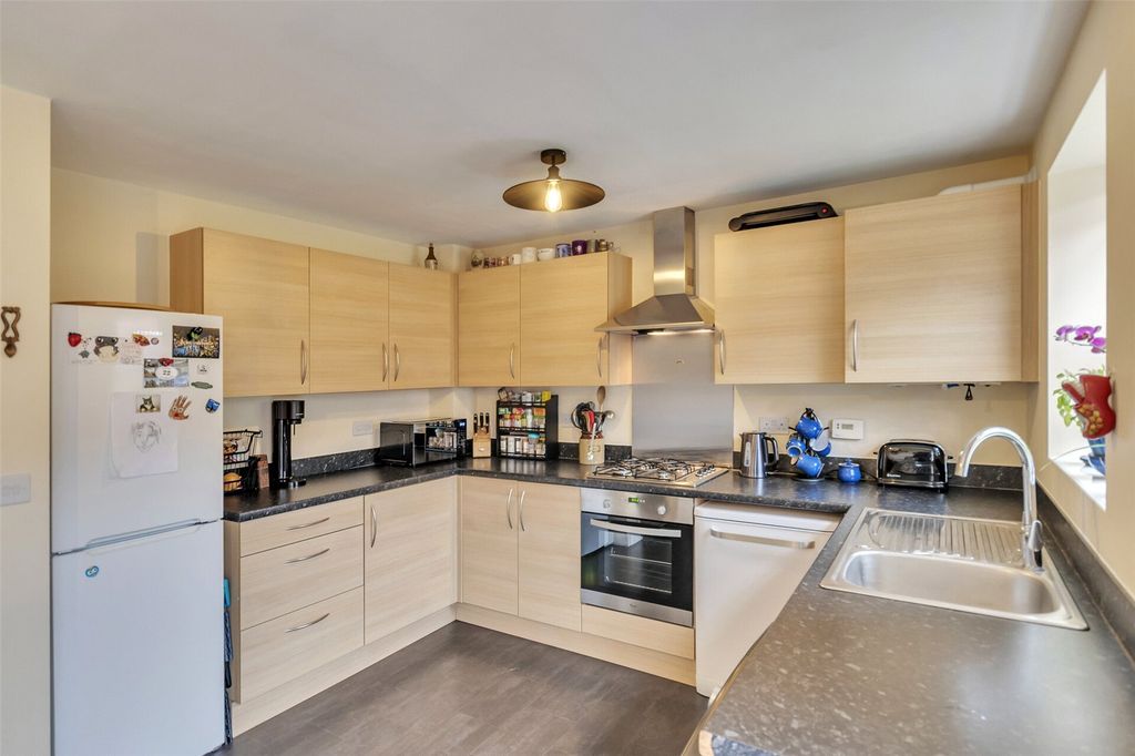Property photo 3 of 19 Picture No. 23
