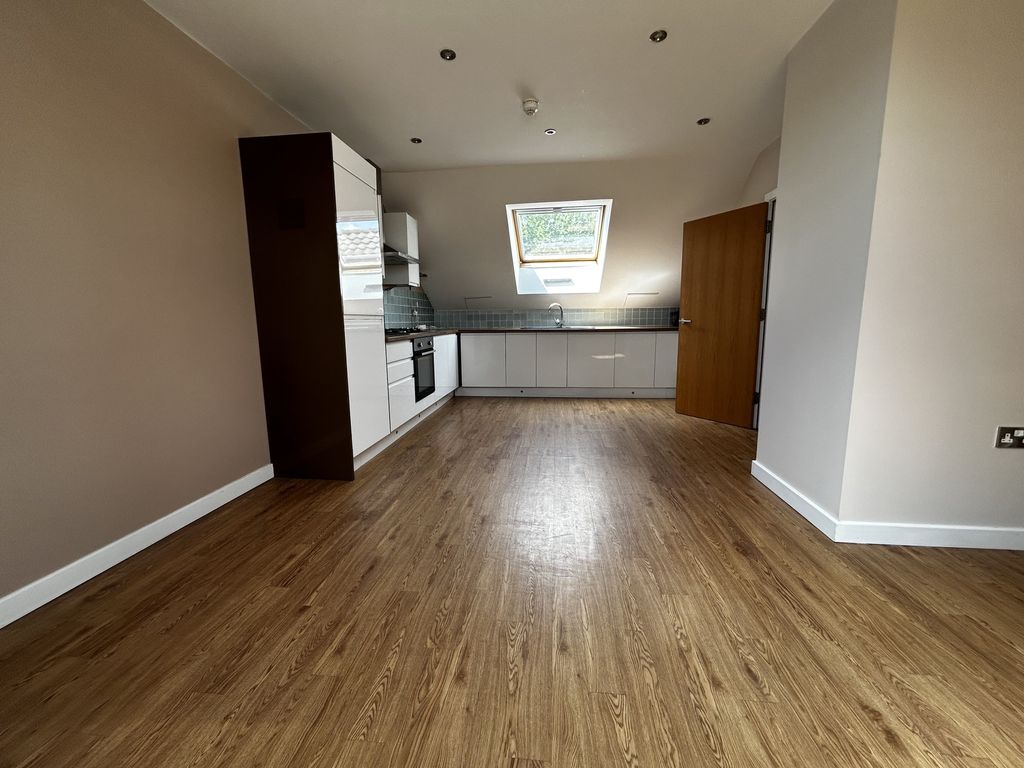 Property photo 3 of 12 City Space 19 - Living Area & Kitchen