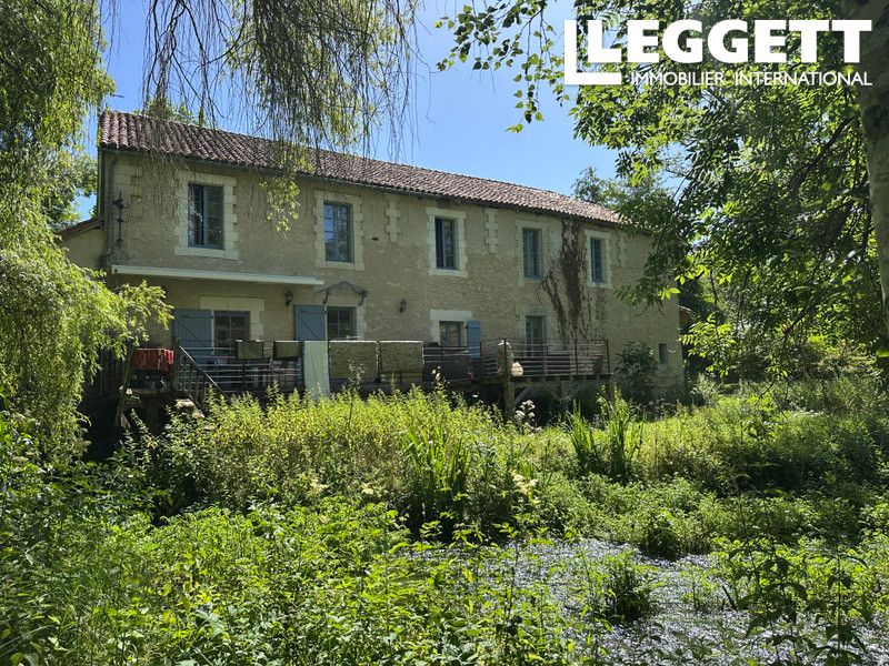 Property photo 2 of 10